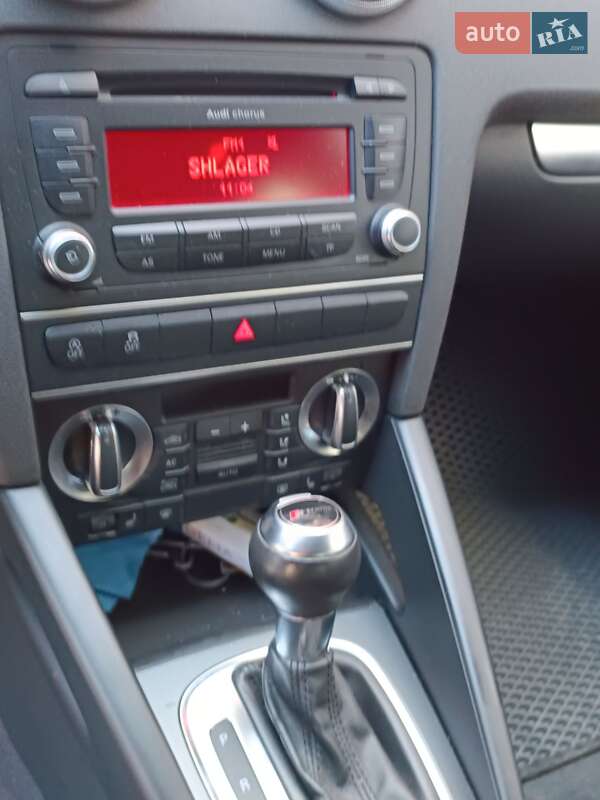 Хэтчбек Audi A3 2011 в Новояворовске