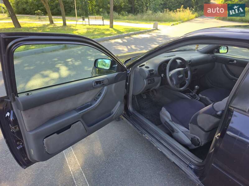 Хетчбек Audi A3 1999 в Вишгороді