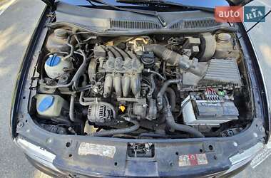 Хэтчбек Audi A3 1999 в 