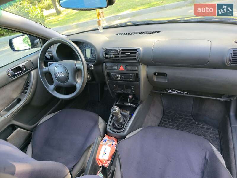 Хетчбек Audi A3 1999 в Вишгороді