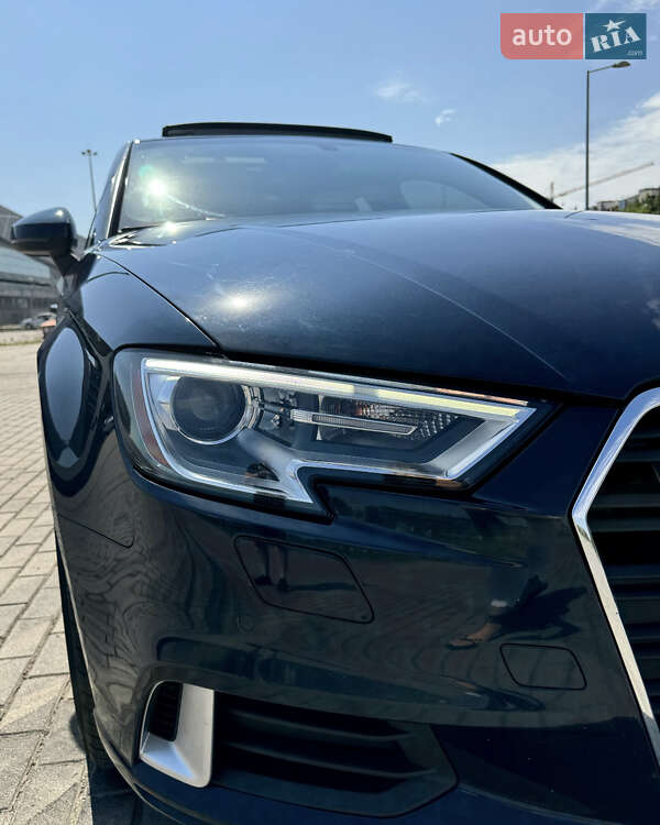 Седан Audi A3 2017 в Львові