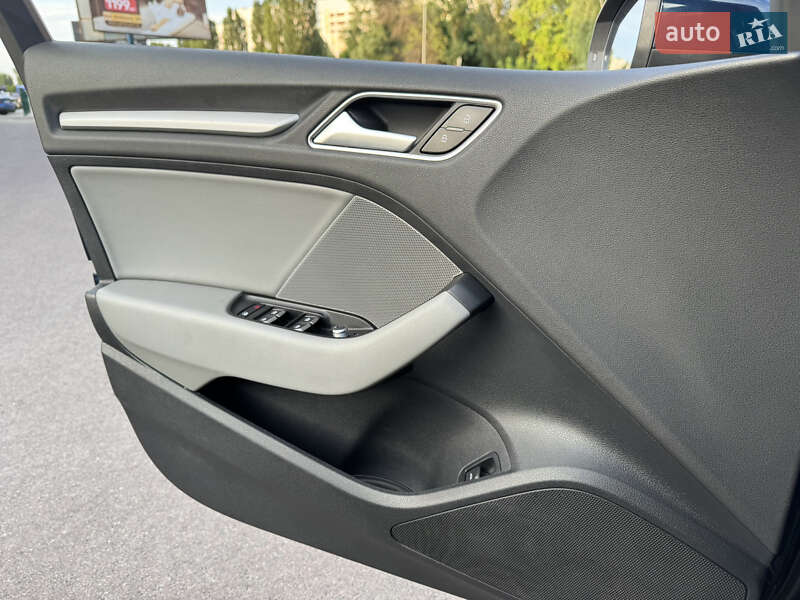 Седан Audi A3 2016 в Киеве фото 42 Седан Audi A3 2016 в Киеве