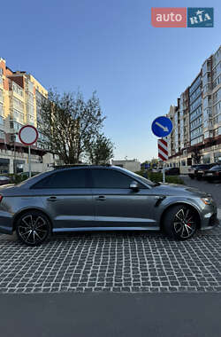 Седан Audi A3 2014 в 