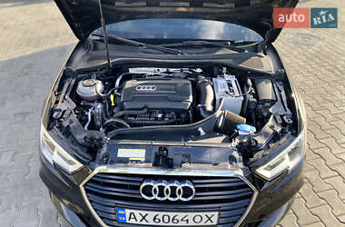 Седан Audi A3 2014 в 