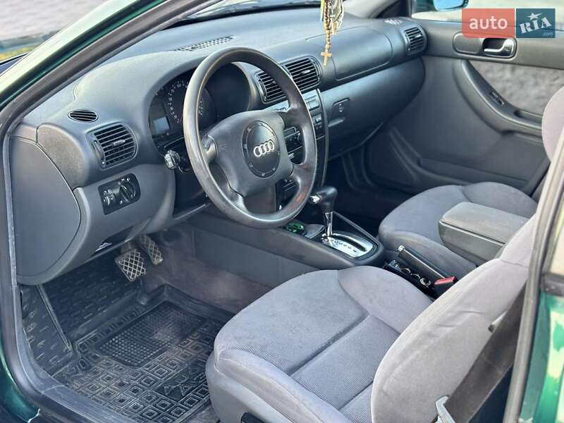 Хэтчбек Audi A3 2000 в Полтаве