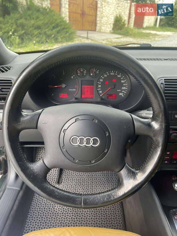 Хетчбек Audi A3 2000 в Тернополі