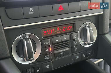 Хэтчбек Audi A3 2012 в 