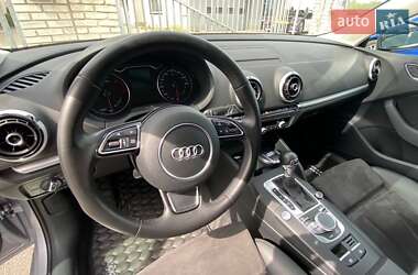 Хэтчбек Audi A3 2015 в 
