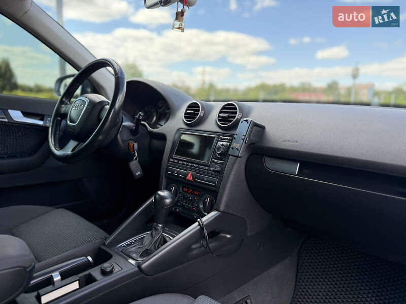 Хэтчбек Audi A3 2005 в Ровно