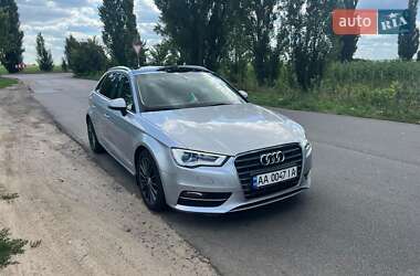 Хэтчбек Audi A3 2015 в 