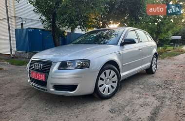 Хэтчбек Audi A3 2006 в 