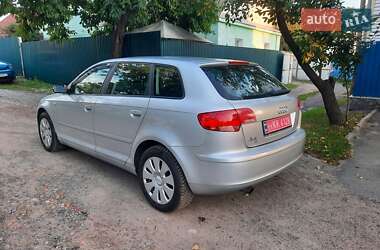Хэтчбек Audi A3 2006 в 