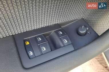 Хэтчбек Audi A3 2006 в 