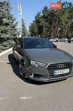 Седан Audi A3 2017 в 