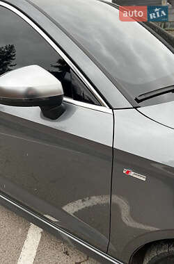 Седан Audi A3 2017 в 
