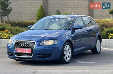 Хэтчбек Audi A3 2008 в 