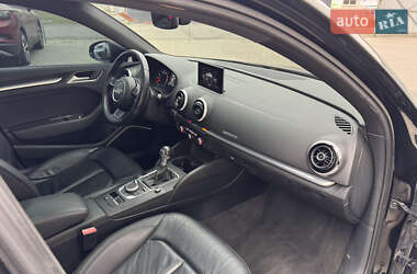 Седан Audi A3 2015 в 