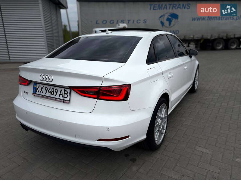 Седан Audi A3 2015 в Харькове