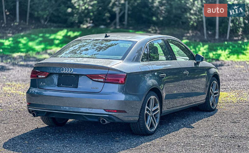 Седан Audi A3 2019 в Львові