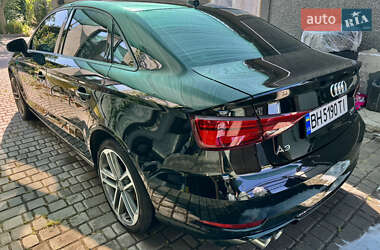 Седан Audi A3 2016 в 