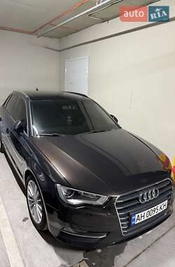 Хэтчбек Audi A3 2018 в 