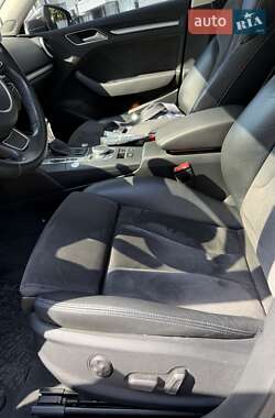 Хэтчбек Audi A3 2018 в 