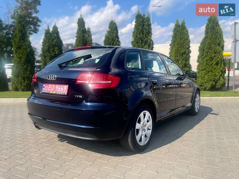 Хэтчбек Audi A3 2010 в Киеве