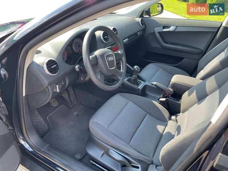 Хэтчбек Audi A3 2010 в Киеве