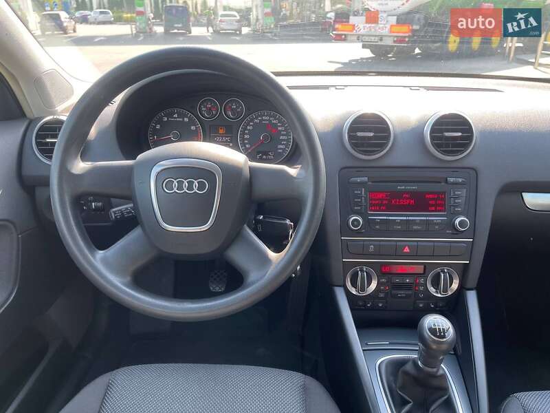 Хэтчбек Audi A3 2010 в Киеве