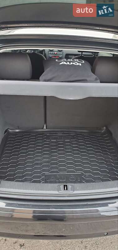 Хэтчбек Audi A3 2004 в Черкассах