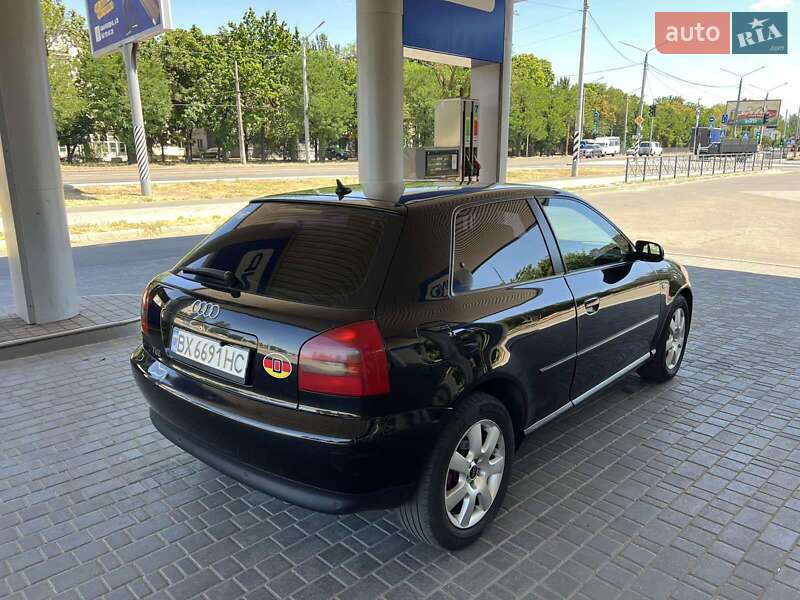 Хэтчбек Audi A3 2003 в Николаеве