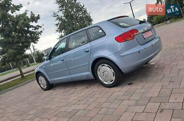 Хэтчбек Audi A3 2006 в 