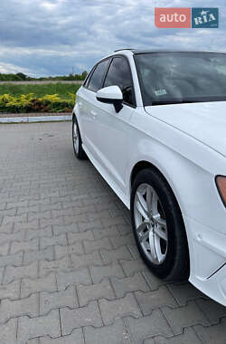 Хэтчбек Audi A3 2016 в 
