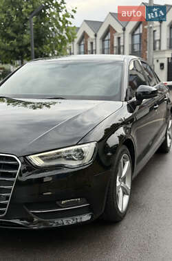 Седан Audi A3 2016 в 