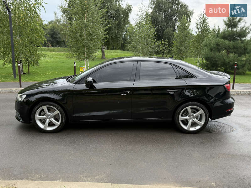 Седан Audi A3 2016 в Білій Церкві