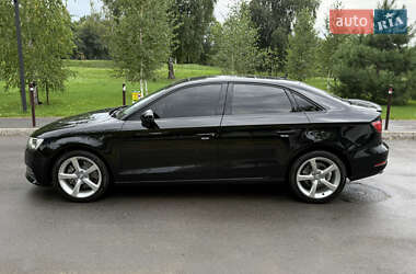 Седан Audi A3 2016 в 
