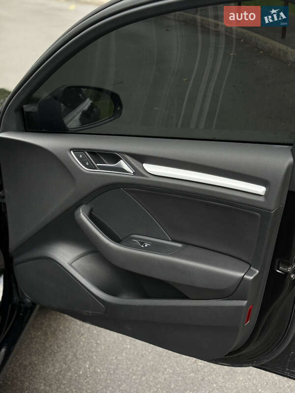 Седан Audi A3 2016 в Білій Церкві