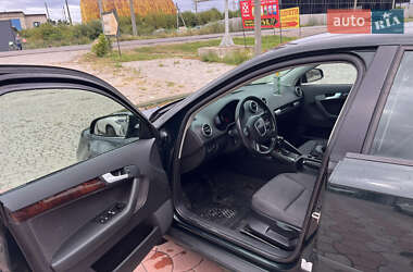Хэтчбек Audi A3 2005 в 