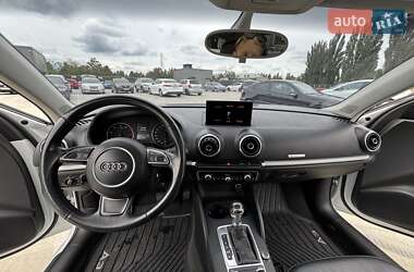 Седан Audi A3 2015 в 