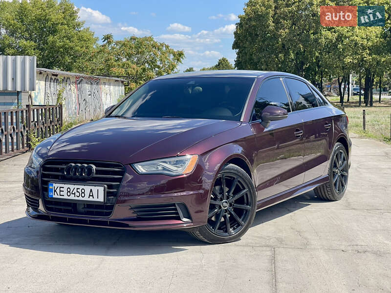 Седан Audi A3 2014 в 