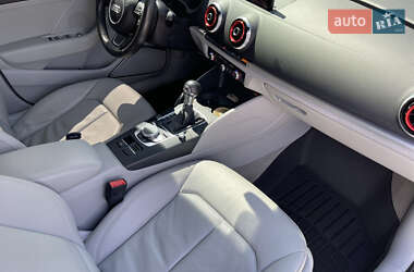 Седан Audi A3 2014 в 