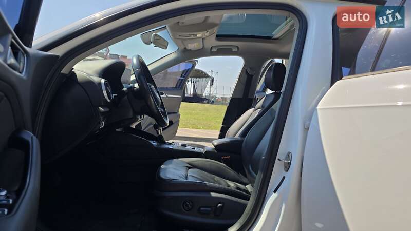 Хэтчбек Audi A3 2015 в Киеве