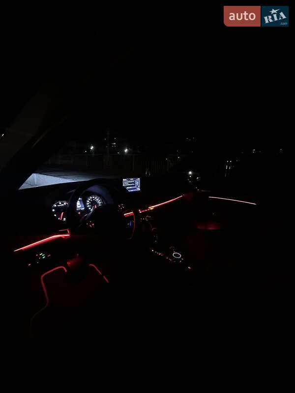 Седан Audi A3 2014 в Ужгороде
