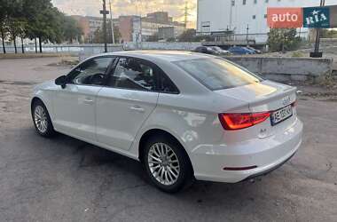 Седан Audi A3 2016 в 