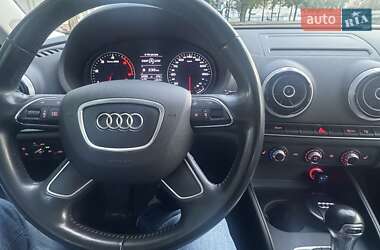 Седан Audi A3 2016 в 