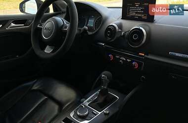 Хэтчбек Audi A3 2016 в 