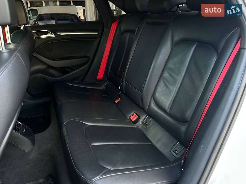 Хетчбек Audi A3 2016 в Миколаєві