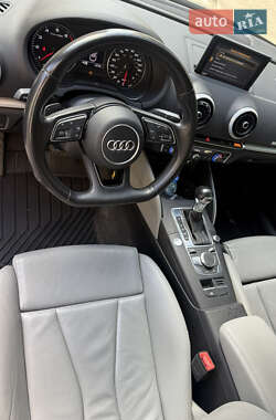 Седан Audi A3 2017 в 
