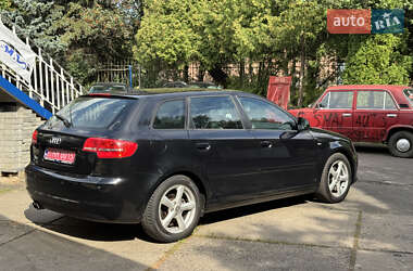 Хэтчбек Audi A3 2008 в 