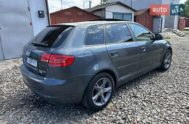 Хэтчбек Audi A3 2009 в 